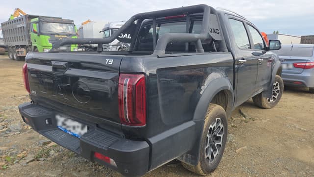 Jac T9 - 3