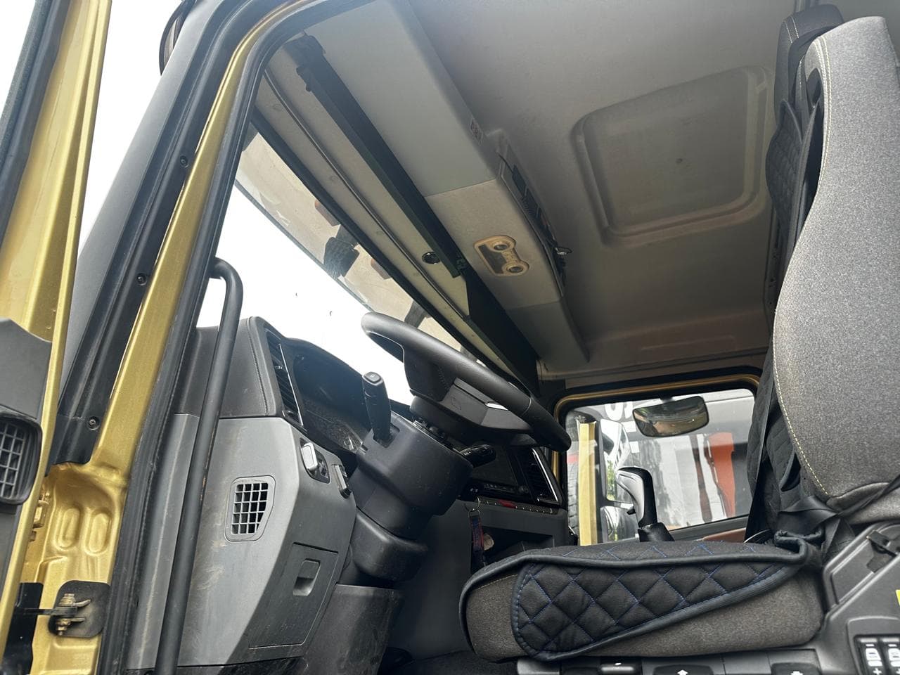 Shacman (Shaanxi) SX* 8x4 Самосвал - 4