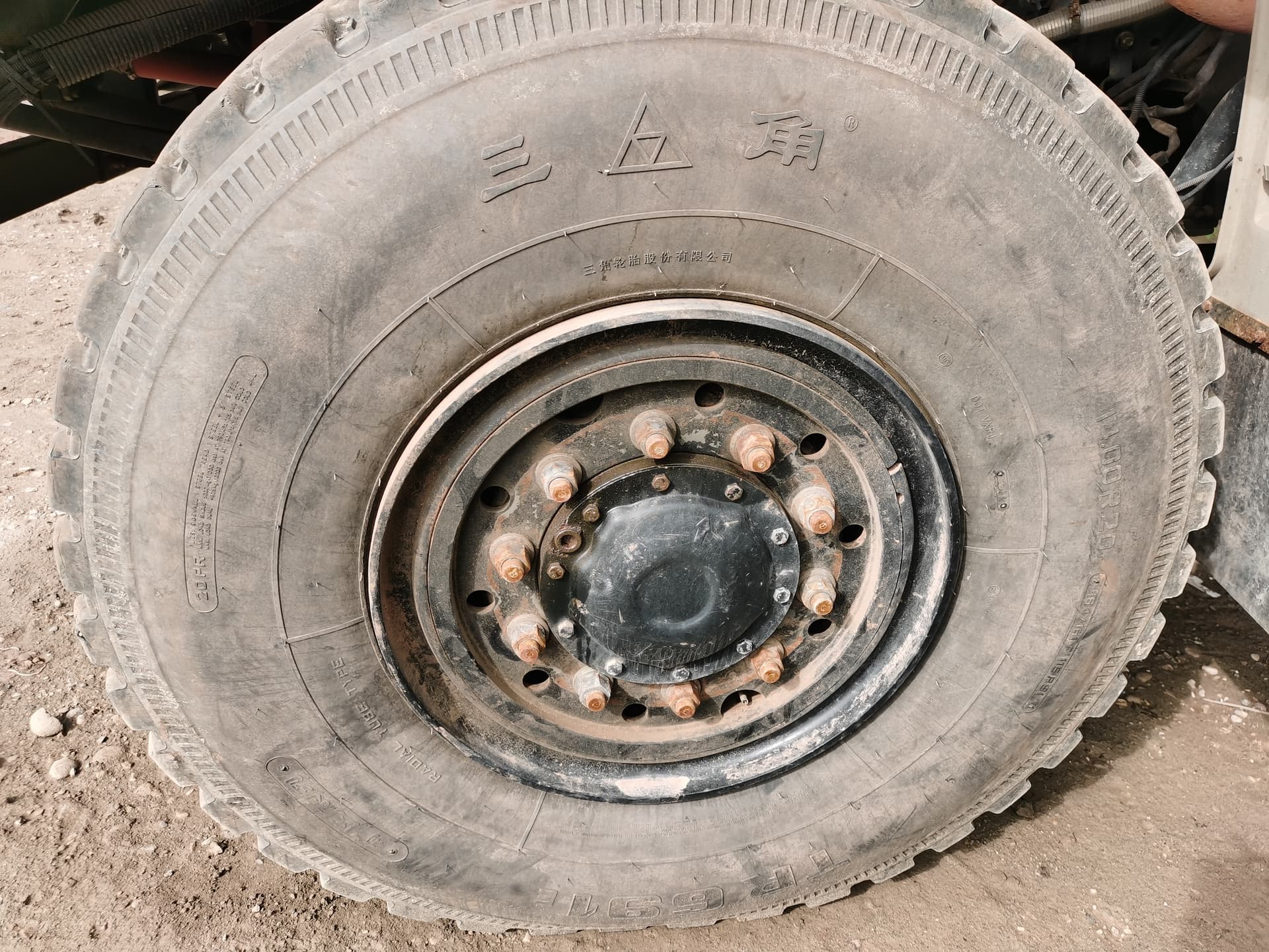 Shacman (Shaanxi) SX* 6x6 Седельный тягач - 8