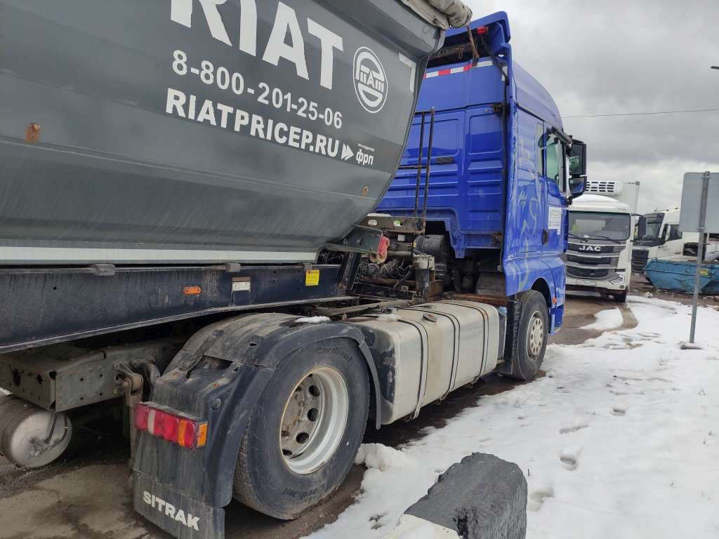 Sitrak C7H 4x2 Седельный тягач - 3