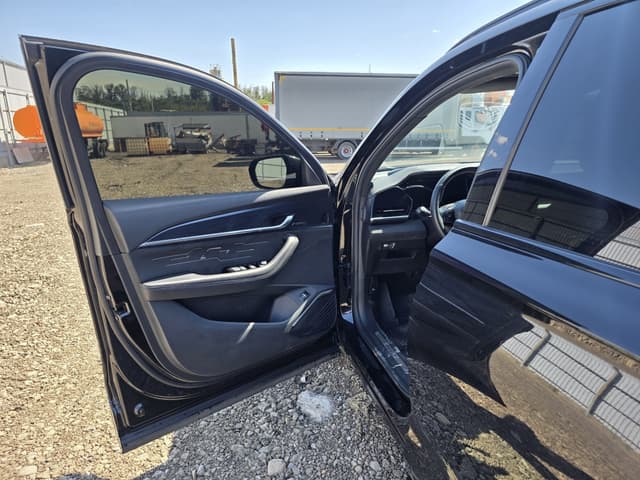 Geely Monjaro - 8