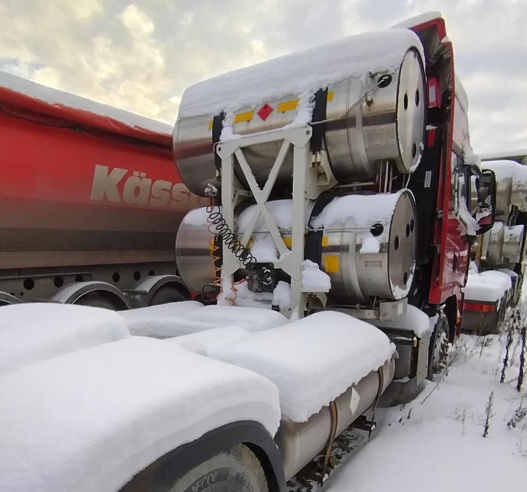 Shacman (Shaanxi) SX* 4x2 Седельный тягач - 3