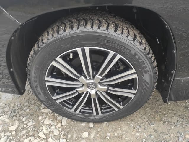 Lexus LX 450d - 6
