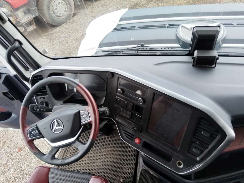 Sany D* 4x2 Седельный тягач - 5
