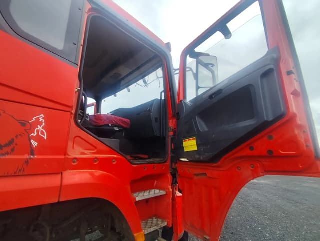 Shacman (Shaanxi) SX* 6x6 Самосвал - 7
