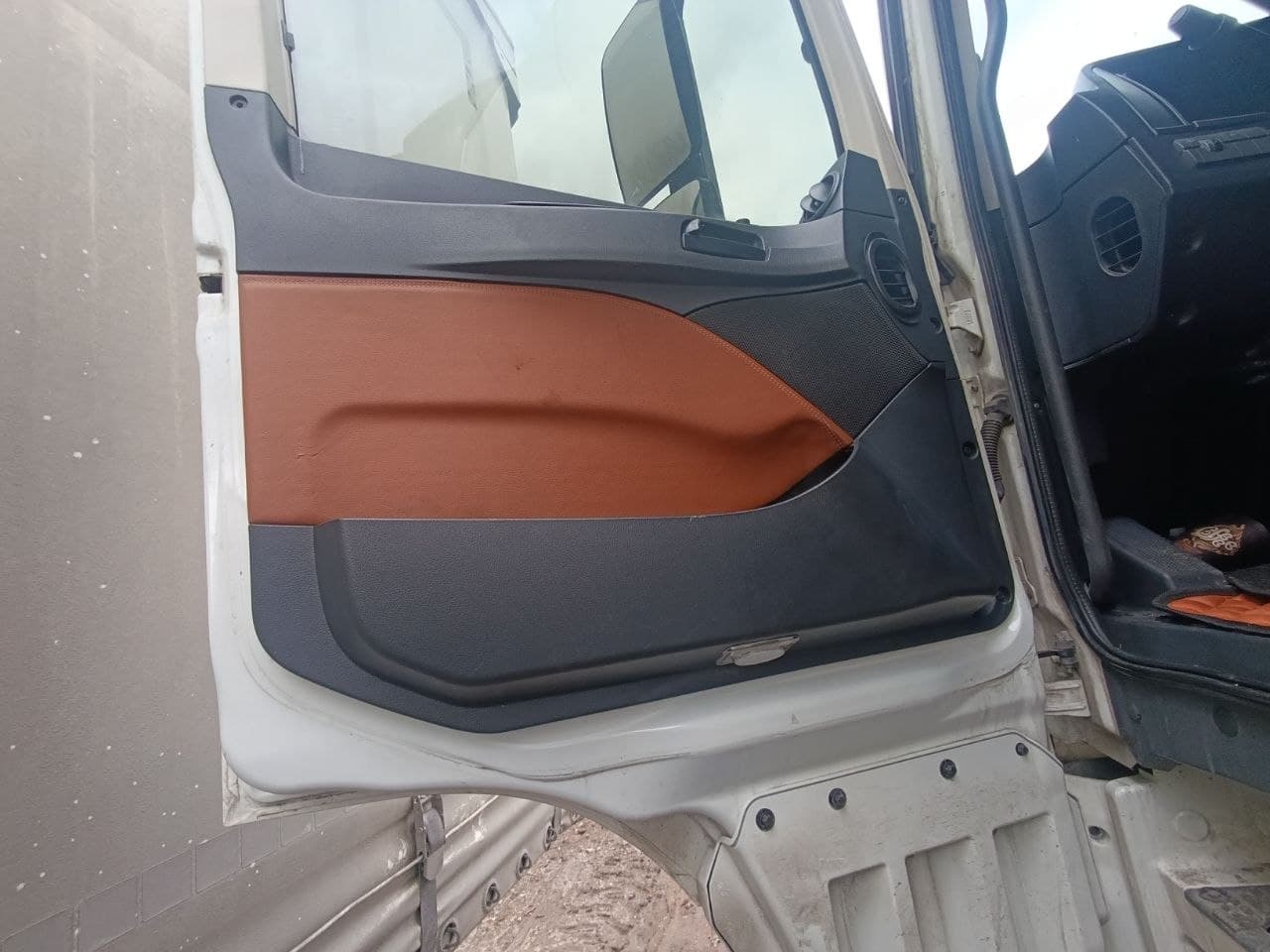Foton AUMAN 4x2 Седельный тягач - 5