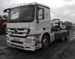Mercedes-Benz Actros 6x4 Седельный тягач - 1
