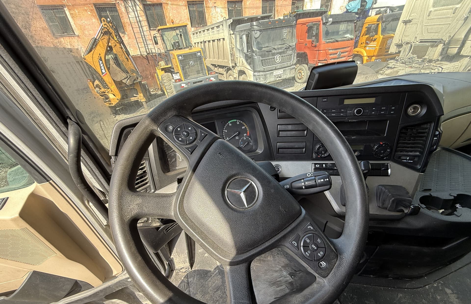Mercedes-Benz Actros 6x4 Седельный тягач - 5