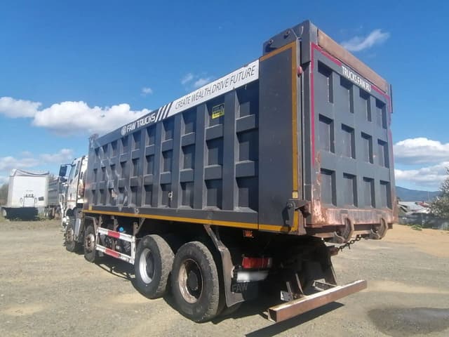 FAW CA 3310 8x4 Самосвал - 4