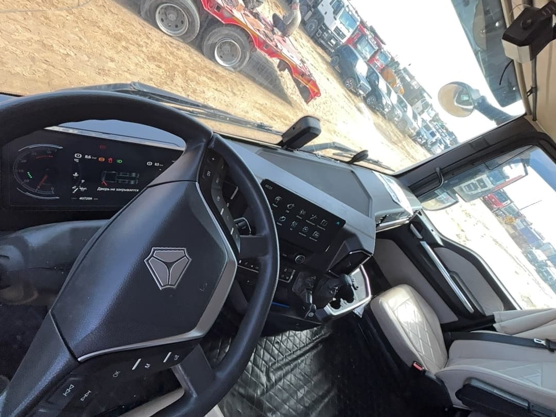 Sitrak C7H 4x2 Седельный тягач - 5