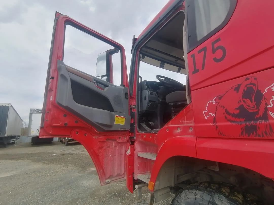 Shacman (Shaanxi) SX* 8x4 Самосвал - 8