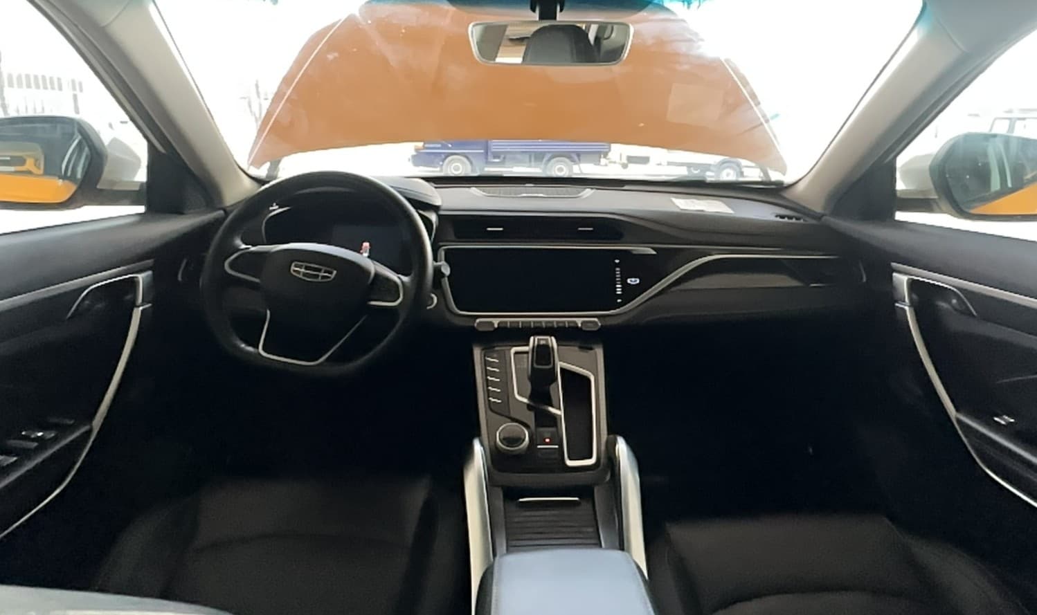 Geely Atlas Pro - 5