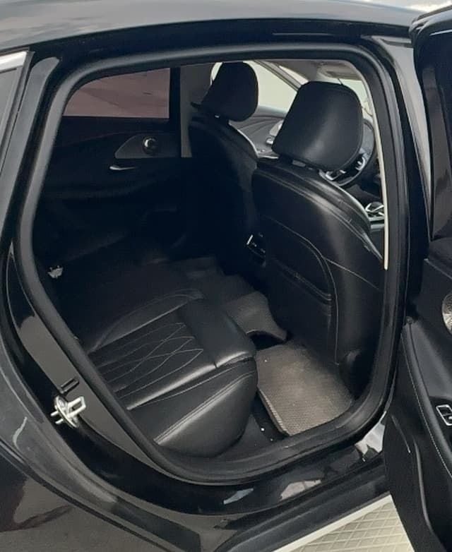 Chery ARRIZO 8 - 9