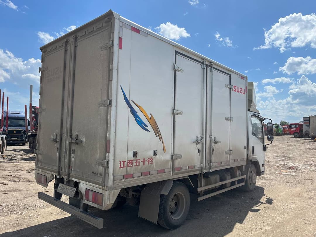 ISUZU ELF 4.5 (EC7) 4x2 Изотермический/рефрижератор - 3