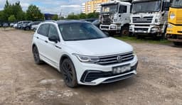Volkswagen Tiguan - 2