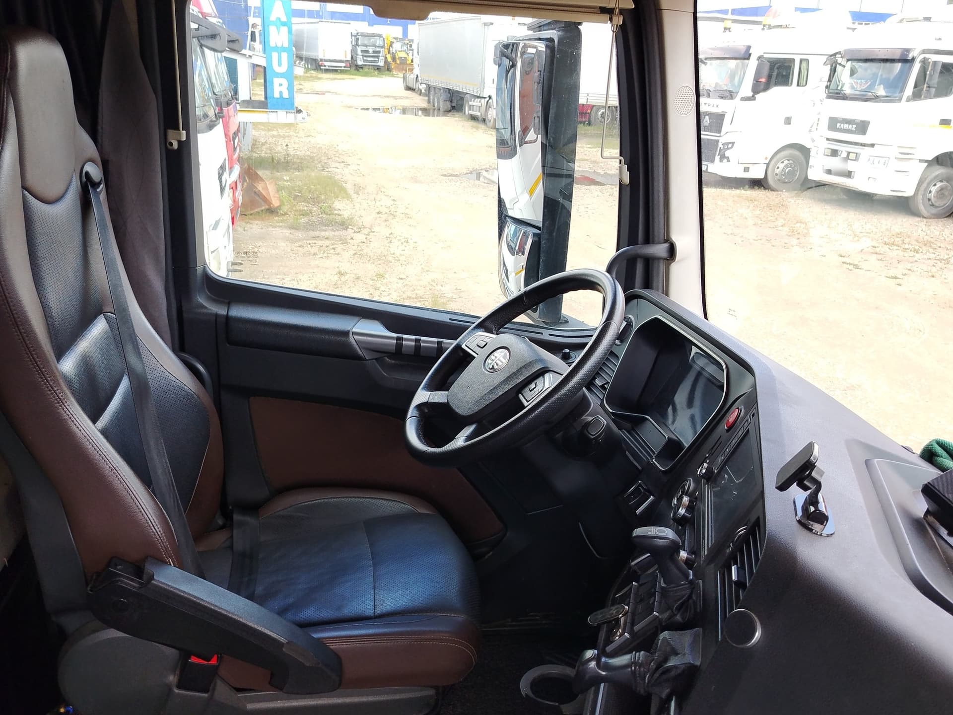 FAW J7 4x2 Седельный тягач - 5