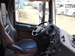 FAW J7 4x2 Седельный тягач - 5