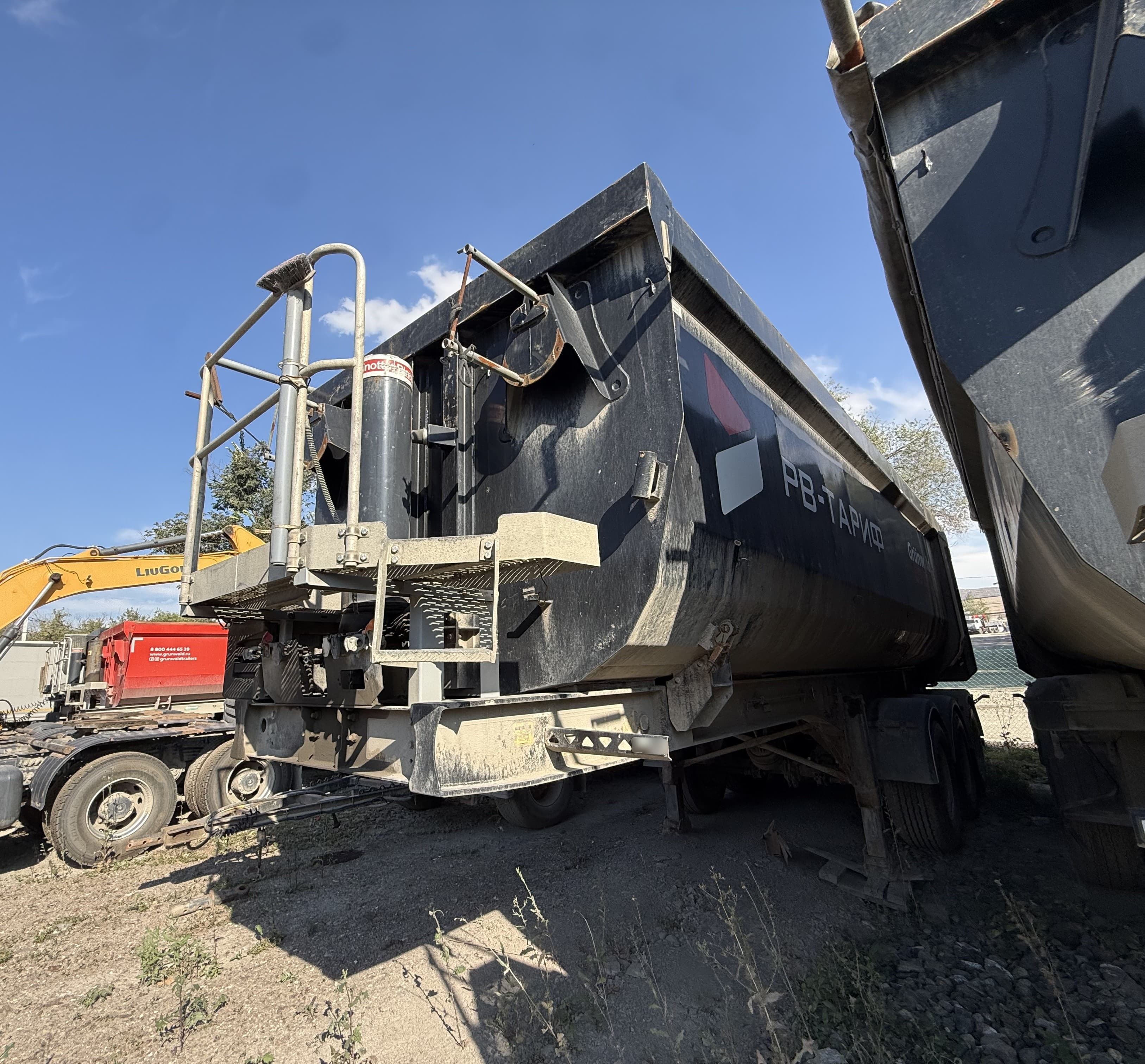 Grunwald 9453 Полуприцеп самосвальный - 1