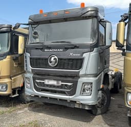 Shacman (Shaanxi) SX* 6x6 Седельный тягач - 1