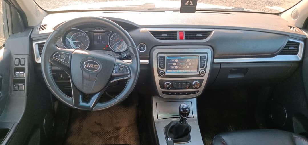 Jac T6 - 5