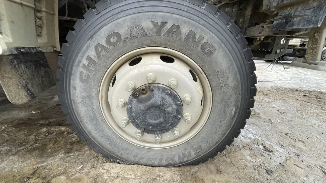 Уралспецтранс 5453* на шасси Shacman SX3258 6x6 Автоцистерна вакуумная - 8