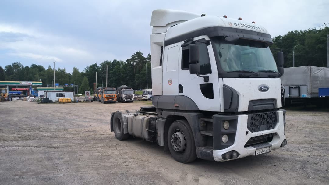 Ford Cargo 4x2 Седельный тягач - 2