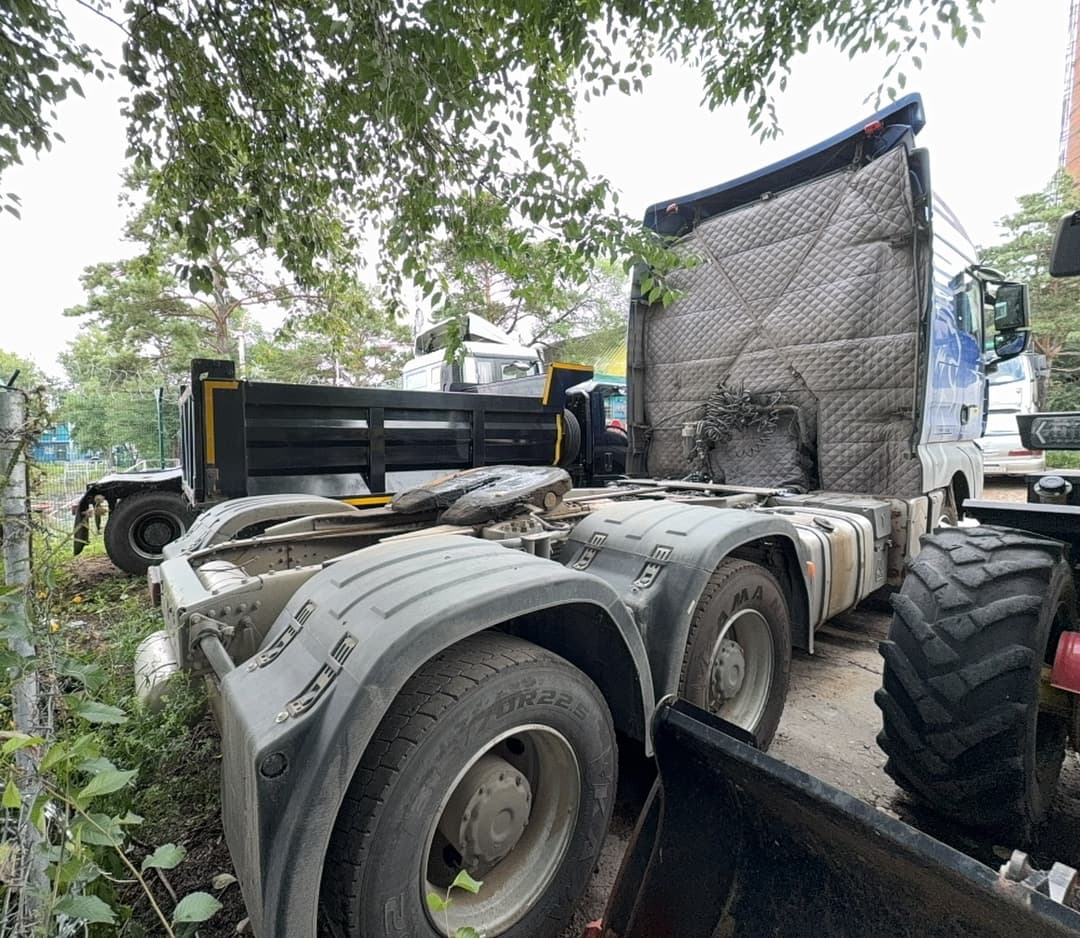Sitrak C7H 6x4 Седельный тягач - 3