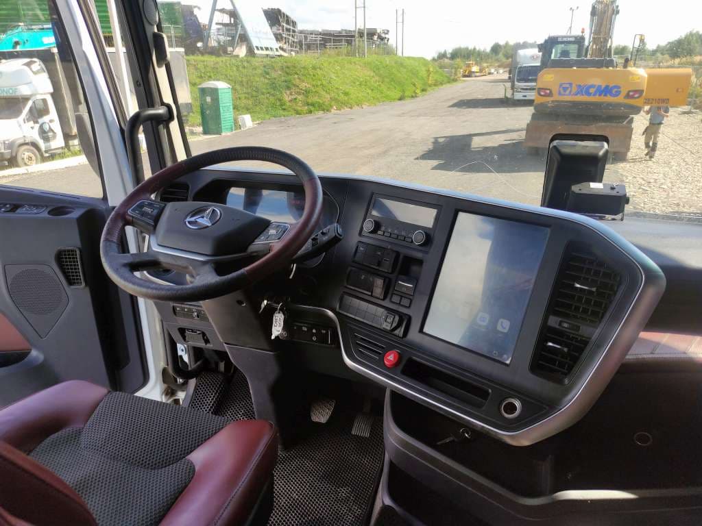 Sany D* 4x2 Седельный тягач - 5