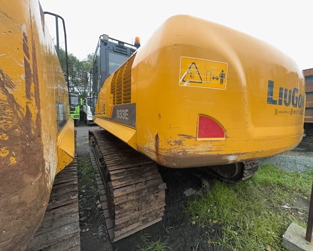 Liugong CLG933 Экскаватор - 4