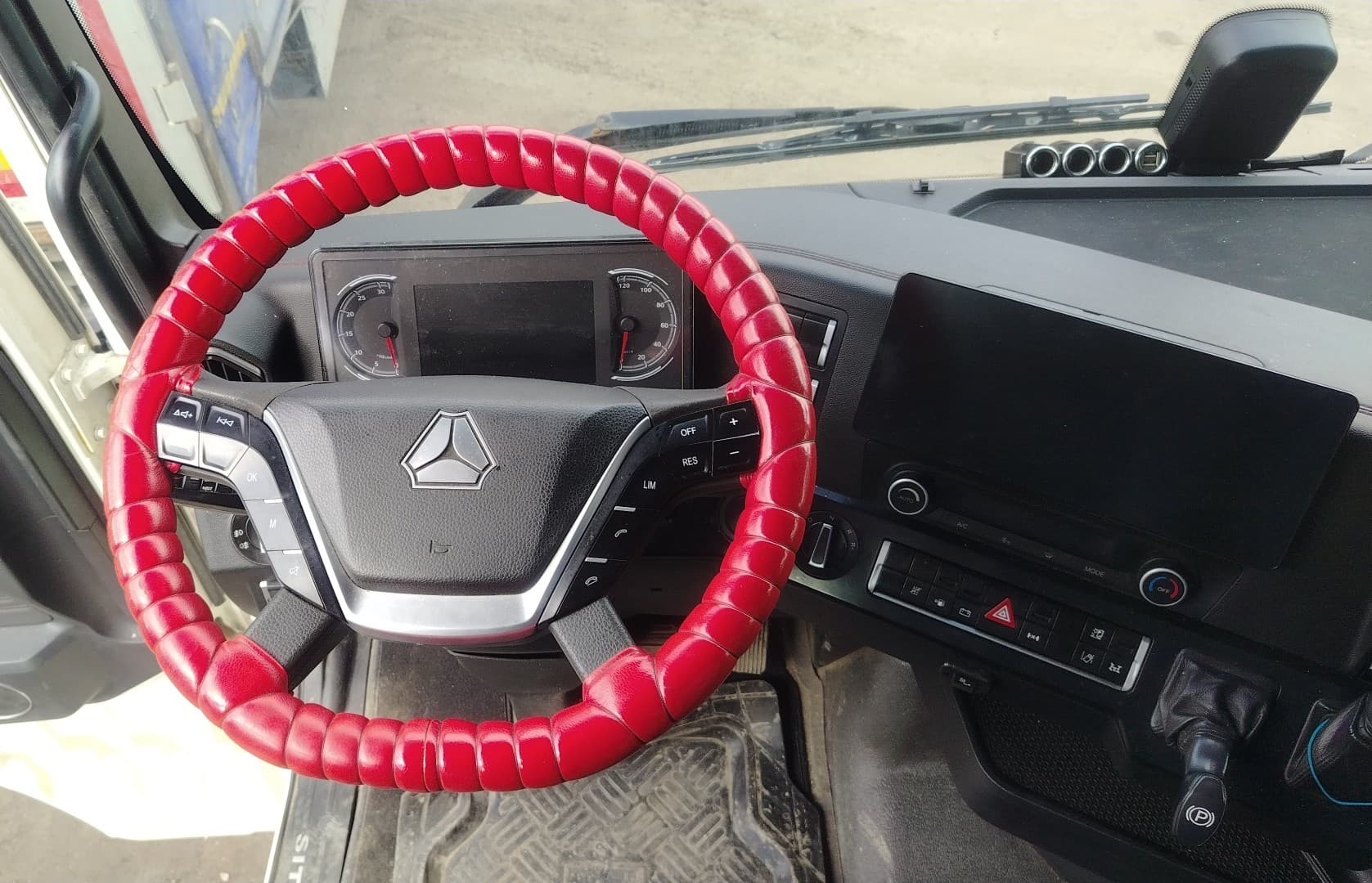 Sitrak C7H 4x2 Седельный тягач - 5