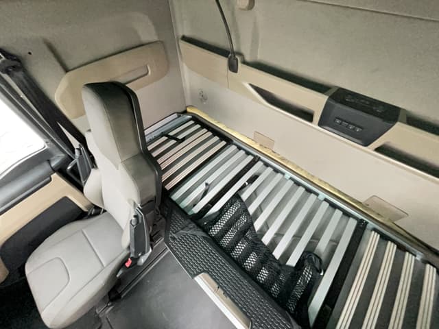 MAN TGX 4X2 Седельный тягач - 9