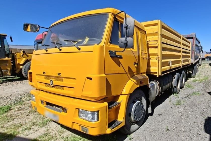 Мегатрон 4589* на шасси КамАЗ 65115 6x4 Зерновоз - 1