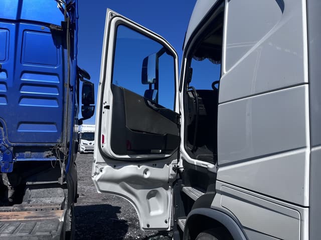 Volvo FH 6x2 Седельный тягач - 7