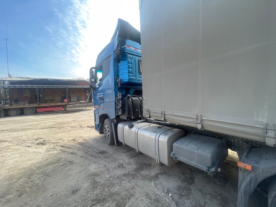 Foton AUMAN Galaxy 4x2 Седельный тягач - 4