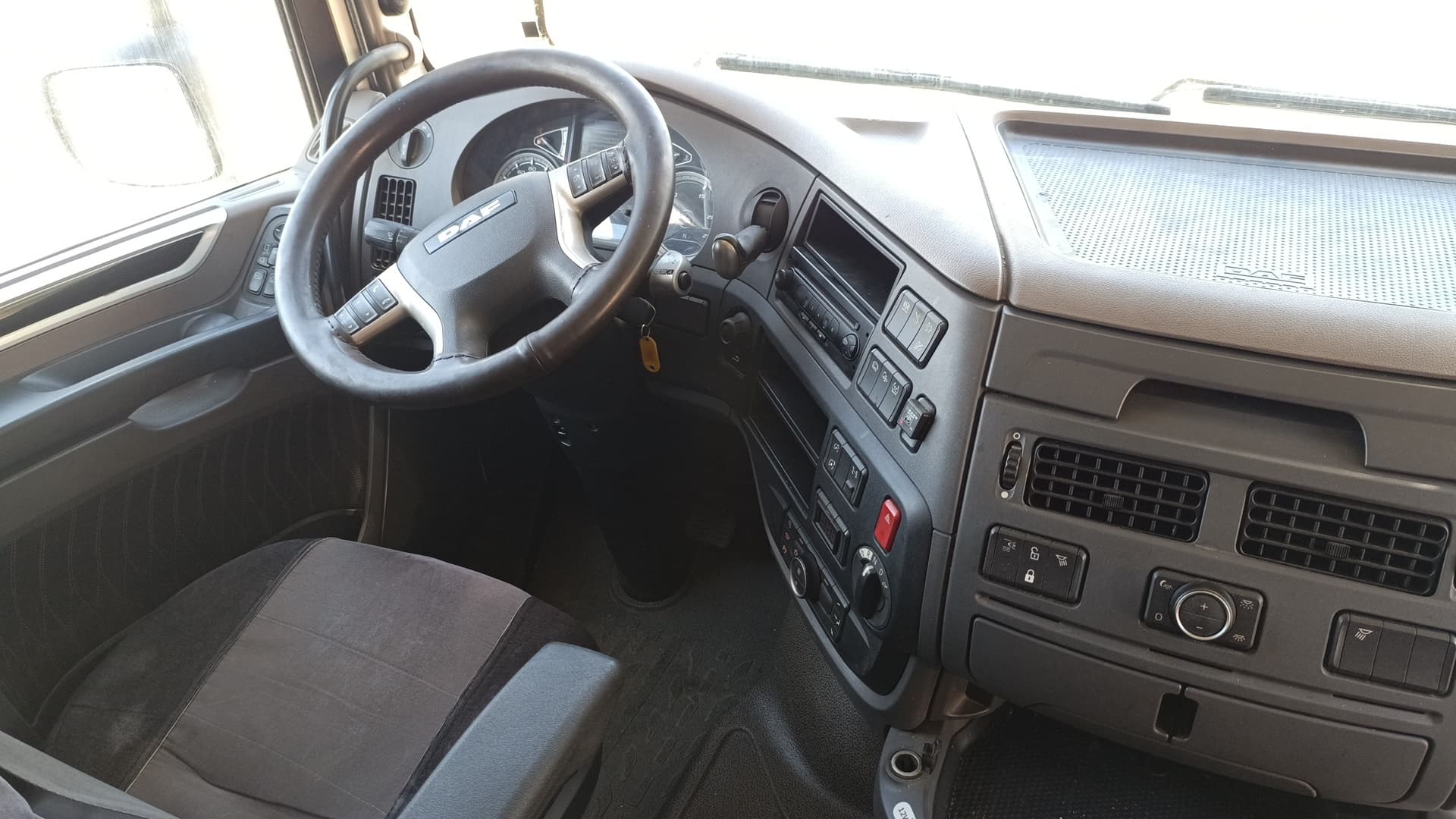 Daf XF 4x2 Седельный тягач - 5