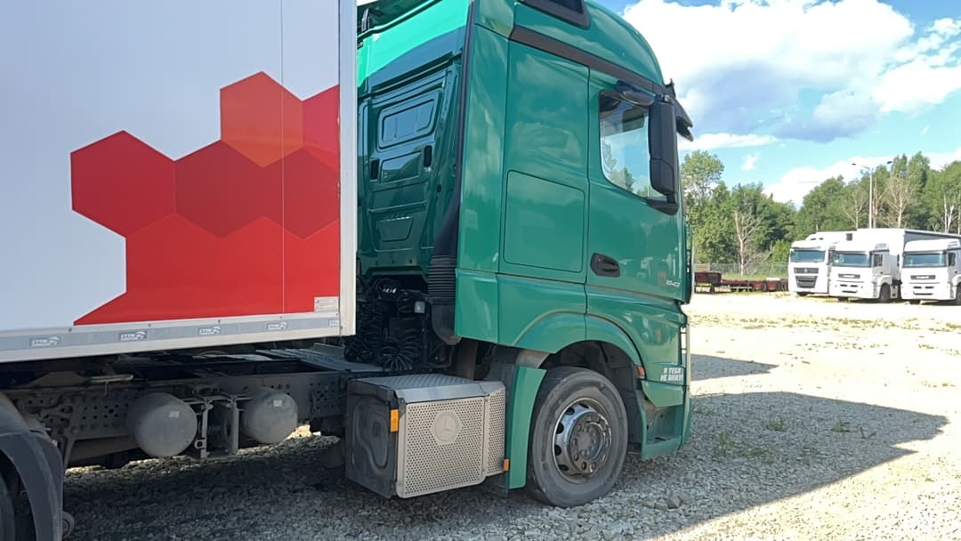 Mercedes-Benz Actros 4x2 Седельный тягач - 3