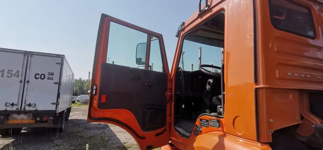 Ряжский Авторемонтный Завод МК-4534 на шасси КамАЗ 6520 6x4 КДМ - 6
