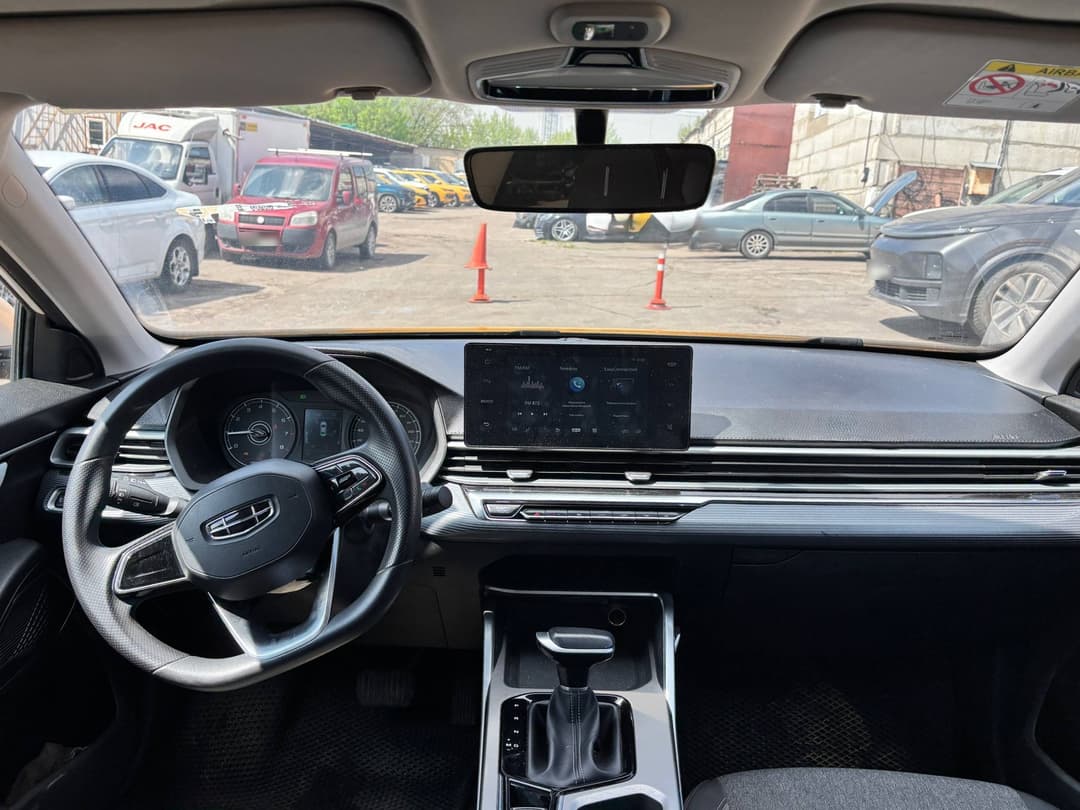 Geely Emgrand 7 - 5