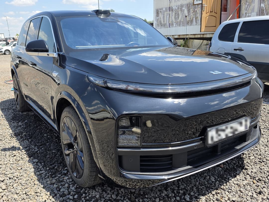 Li (Lixiang) L9 - 2