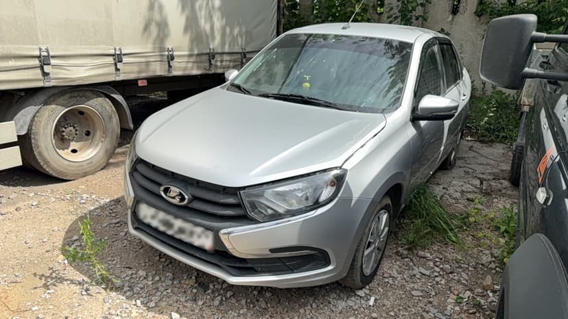 Lada Granta седан - 1