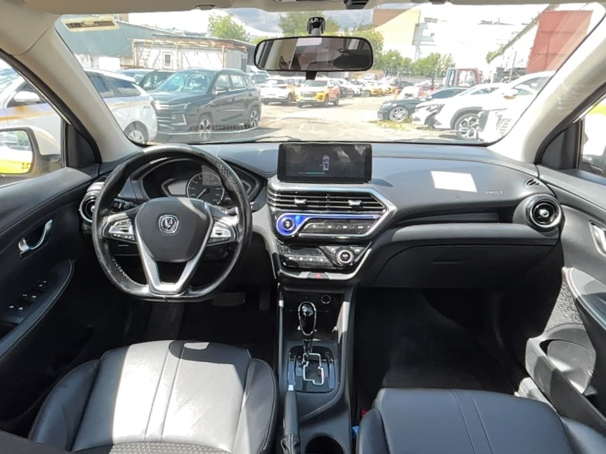 Changan Alsvin - 5