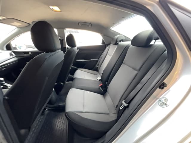 Hyundai Solaris - 9