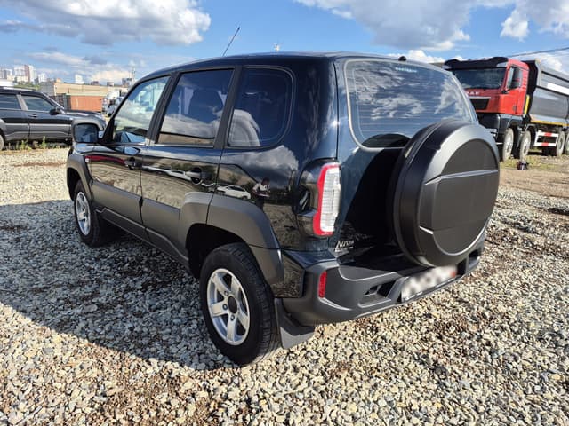 Lada Niva Travel - 4