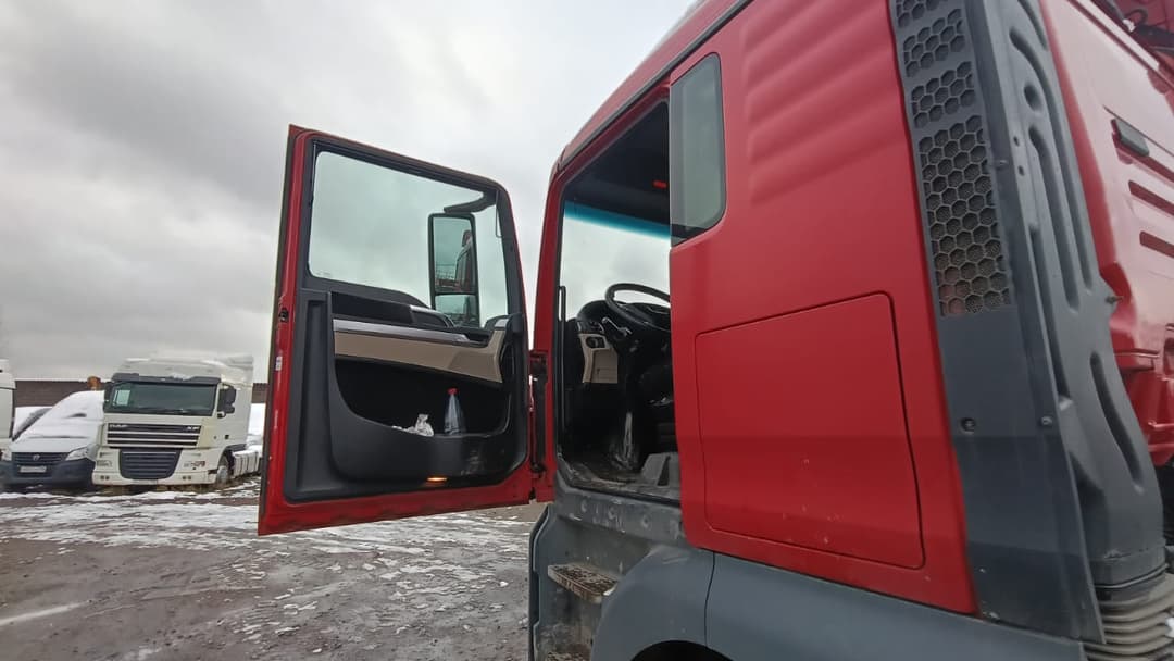 MAN TGX 6x2-2 Седельный тягач - 7
