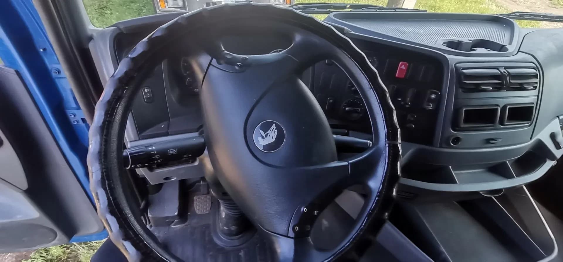 Камаз 65802 6x6 Седельный тягач - 5