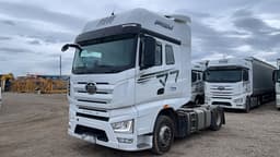 FAW J7 4x2 Седельный тягач - 1