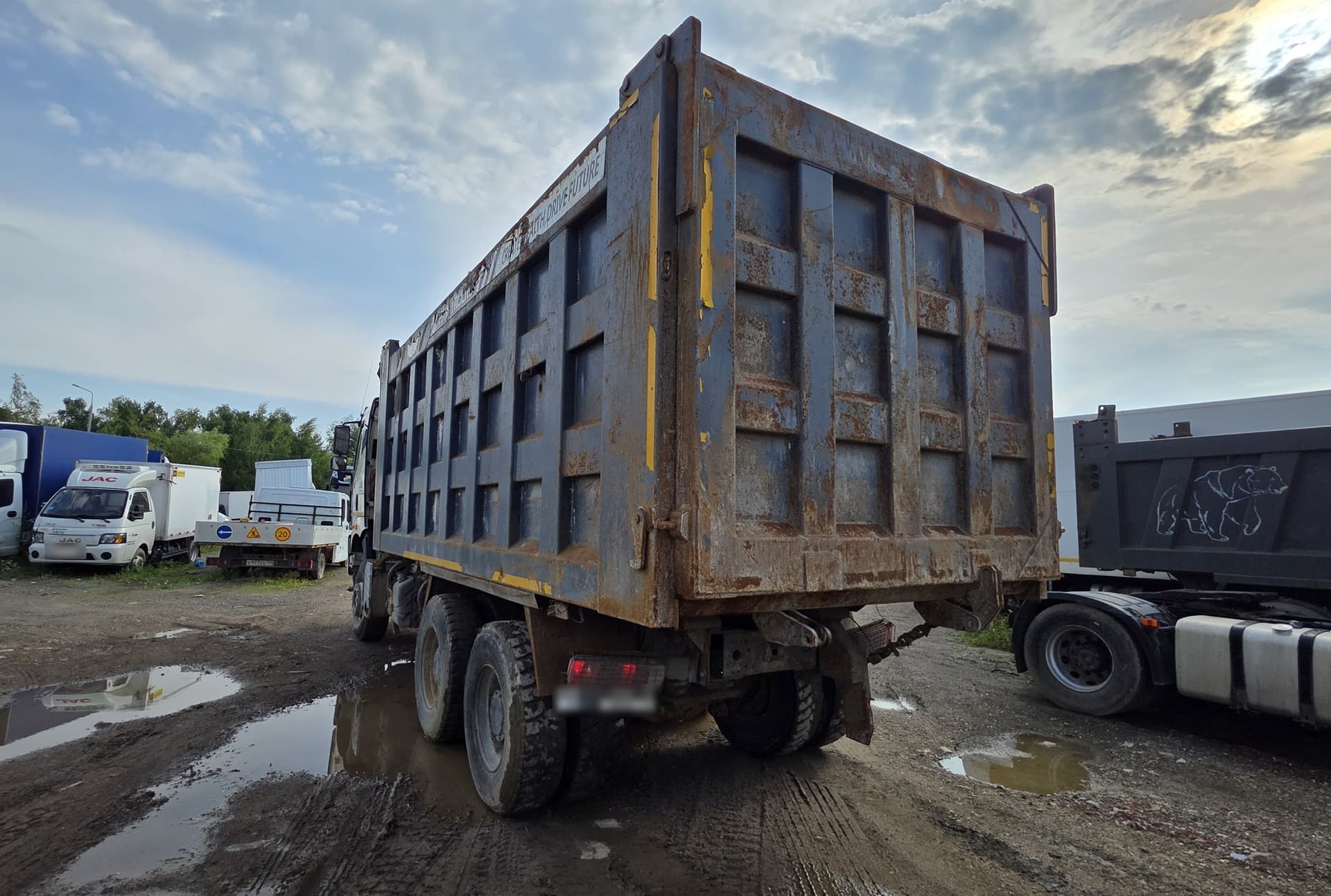FAW J6* 6x4 Самосвал - 4