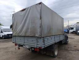 UAZ Profi - 3