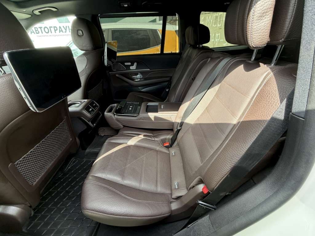 Mercedes-Benz GLS - 7