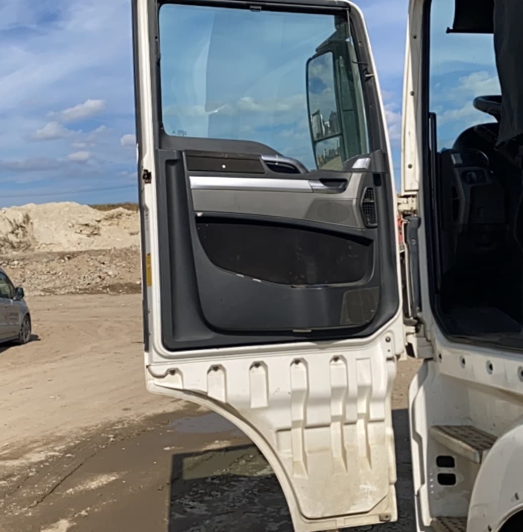 MAN TGX 6x2-2 Седельный тягач - 8